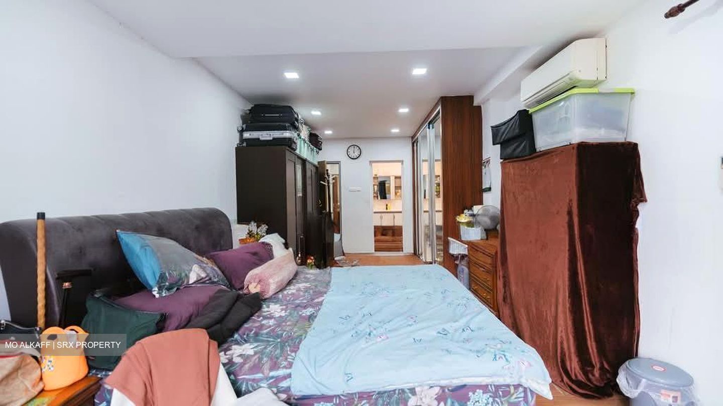 Peakview Estate (D16), Semi-Detached #553787351